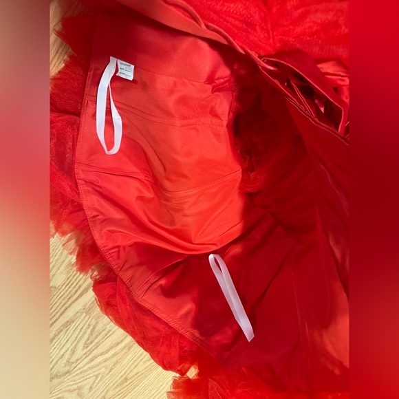 Red Dress S - Picture 7 of 10